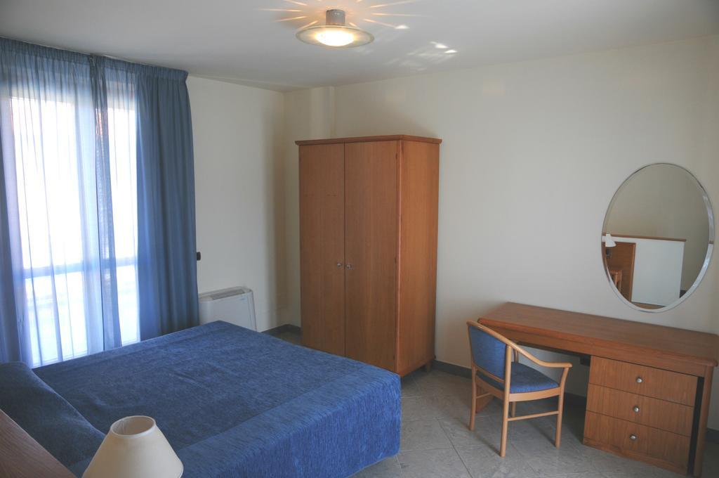Continental Resort Tirrenia Cameră foto